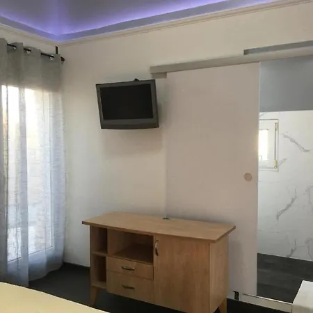 Boutique Apartman * Балатонфеньвеш