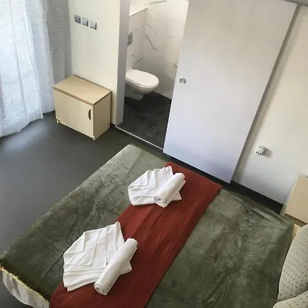 Boutique Apartman * Балатонфеньвеш